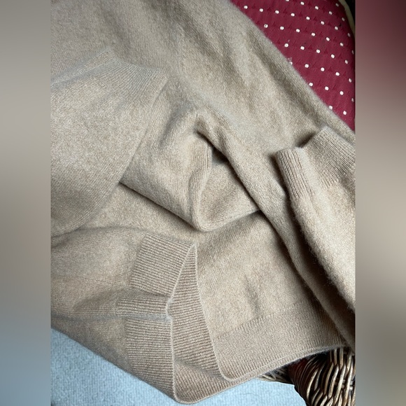 Cashmere Sweater Small - Picture 12 of 12